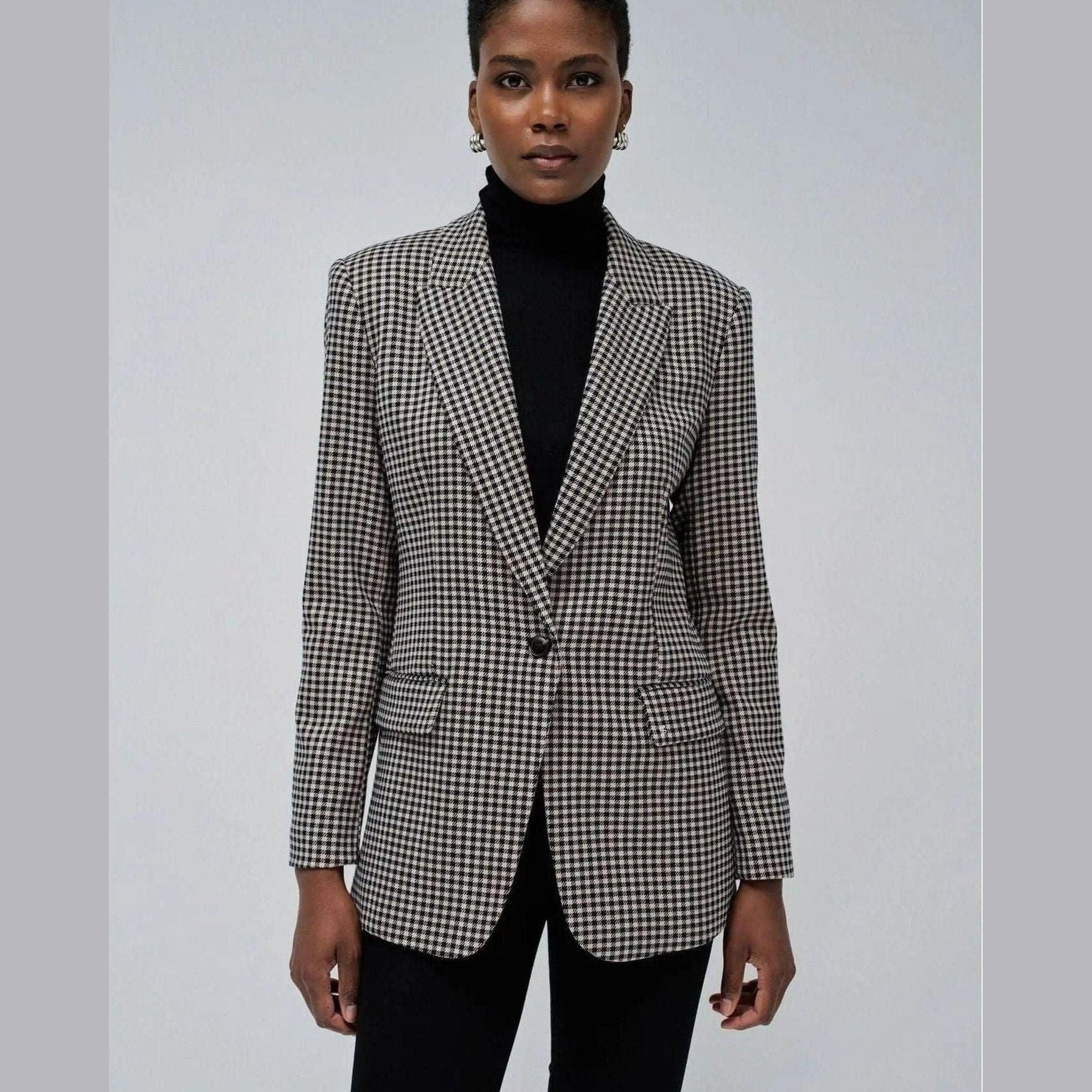 Women's Checkered Blazer in checkered-1