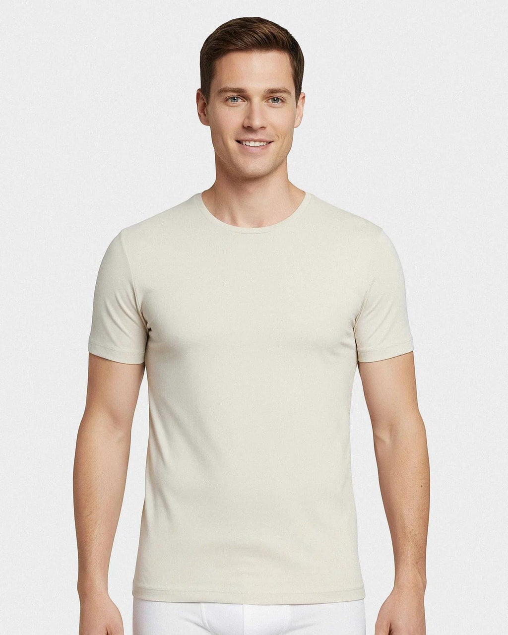 Maison Sarava men's short-sleeved round neck t-shirt in light beige, made from premium Merino wool and Lyocell.