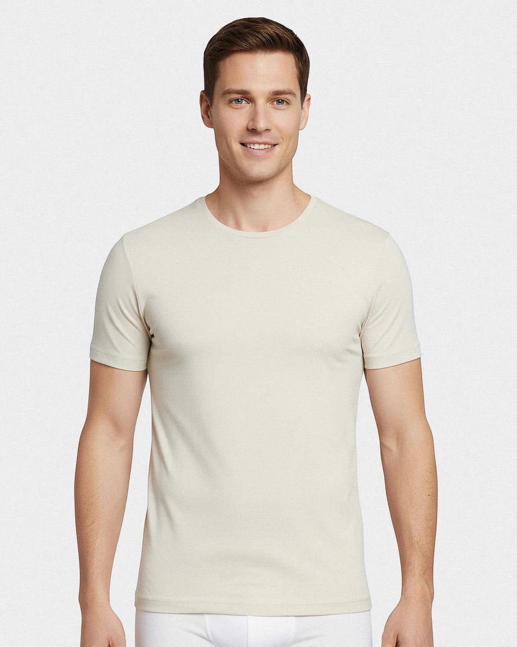 Maison Sarava men's short-sleeved round neck t-shirt in light beige, made from premium Merino wool and Lyocell.