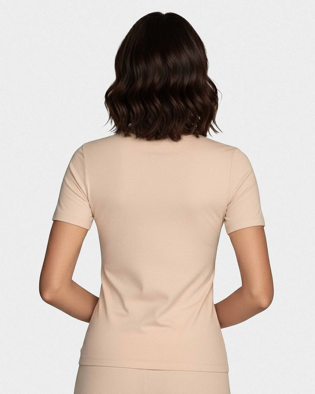 Maison Sarava women's beige V-neck t-shirt made from cotton and viscose with Outlast® technology for temperature regulation.