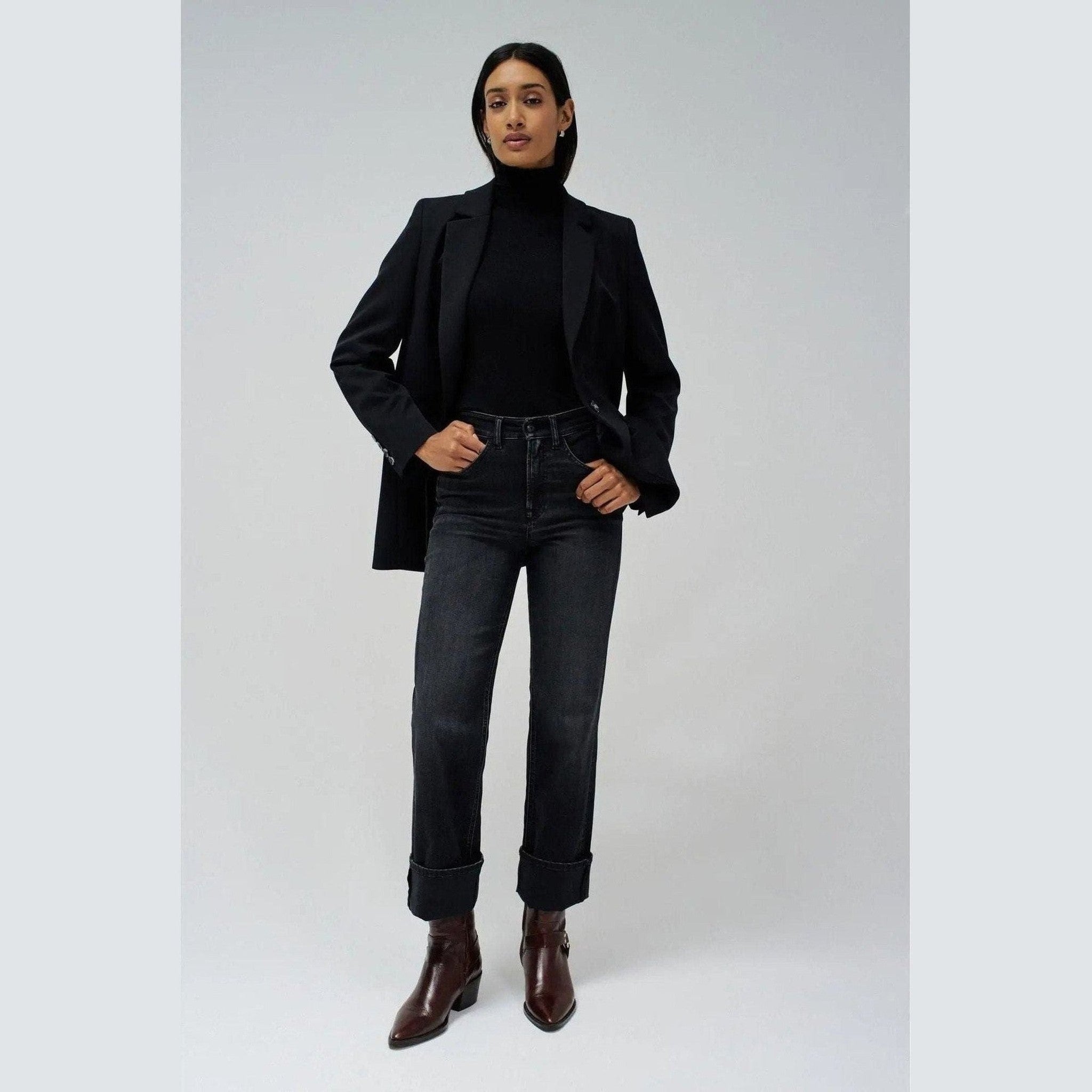 Women's High-Rise Straight-Leg Jeans in Black — Salsa Jeans | Maison Sarava Canada